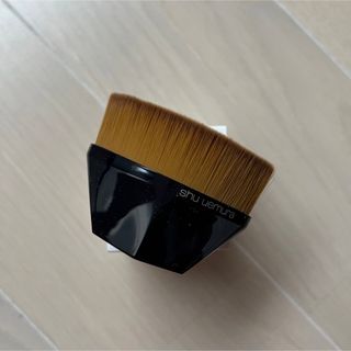 シュウウエムラ(shu uemura)のシュウウエムラ　ペタル 55 ファンデーション ブ(ブラシ・チップ)