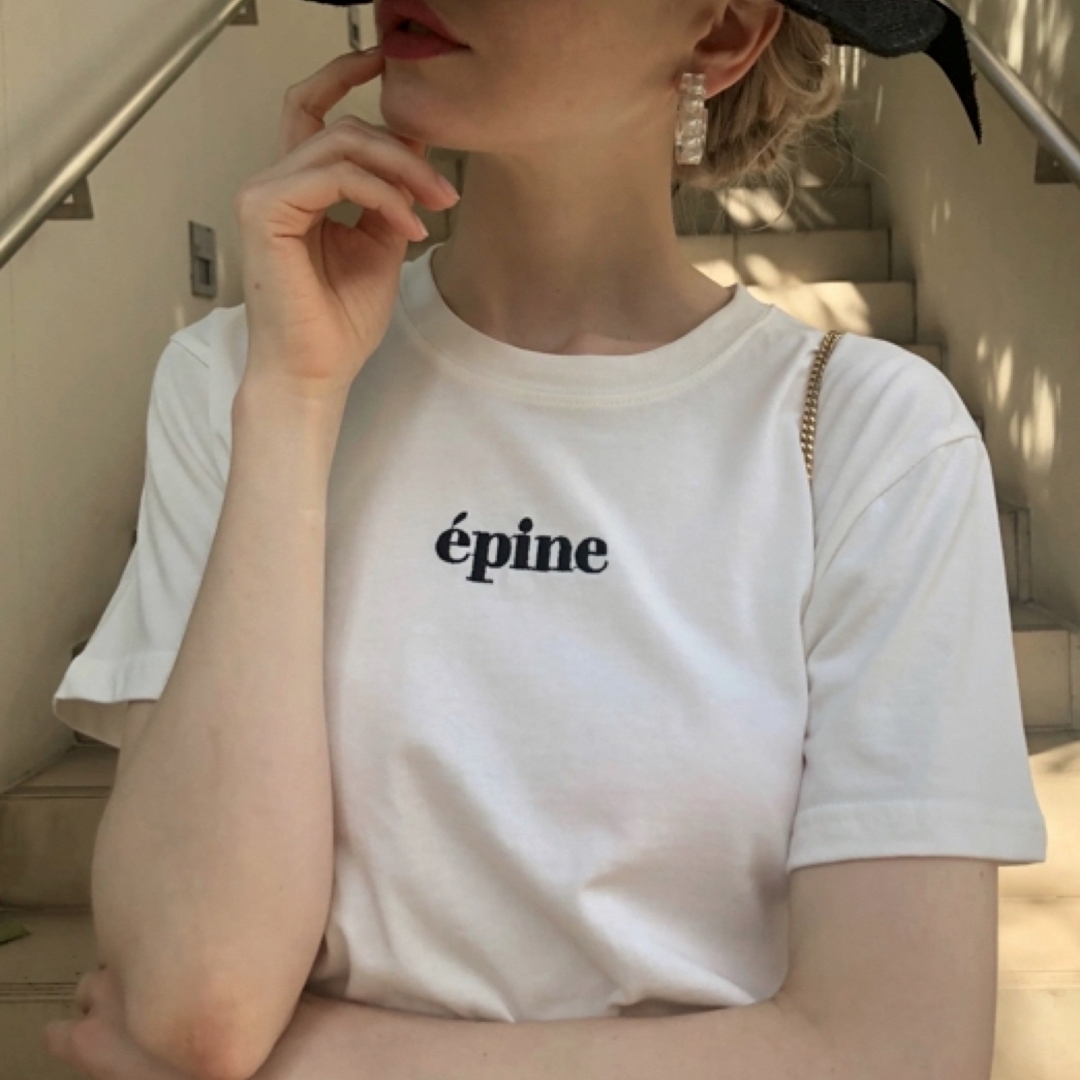 épine(エピヌ)のepine embroidery tee white /エピヌ🎀早い者勝ち‼️ レディースのトップス(Tシャツ(半袖/袖なし))の商品写真