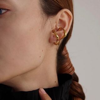 アメリヴィンテージ(Ameri VINTAGE)のDouble line hook ear cuff No.1143(イヤーカフ)