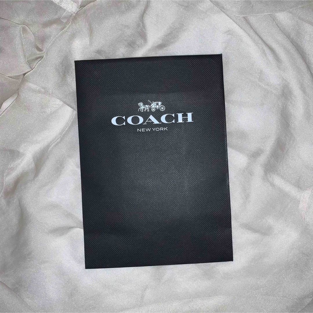 COACH(コーチ)のコーチ　紙袋 レディースのバッグ(ショップ袋)の商品写真