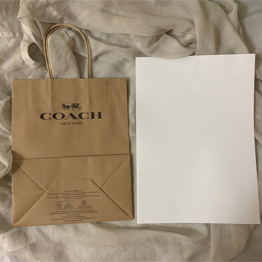 COACH(コーチ)のコーチ　紙袋 レディースのバッグ(ショップ袋)の商品写真