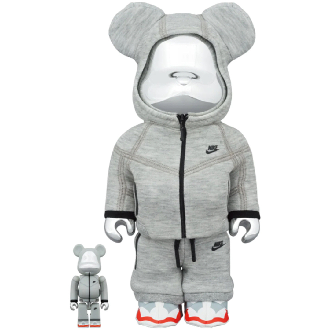 MEDICOM TOY(メディコムトイ)のBE@RBRICK NIKE TECH FLEECE N98 100％&400％ エンタメ/ホビーのフィギュア(その他)の商品写真