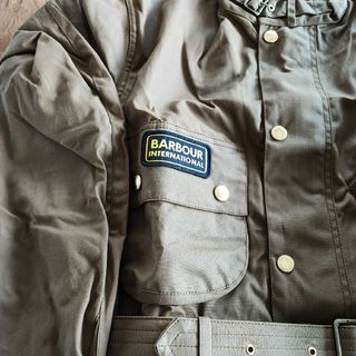 未使用タグ付き　Barbour international　northpass