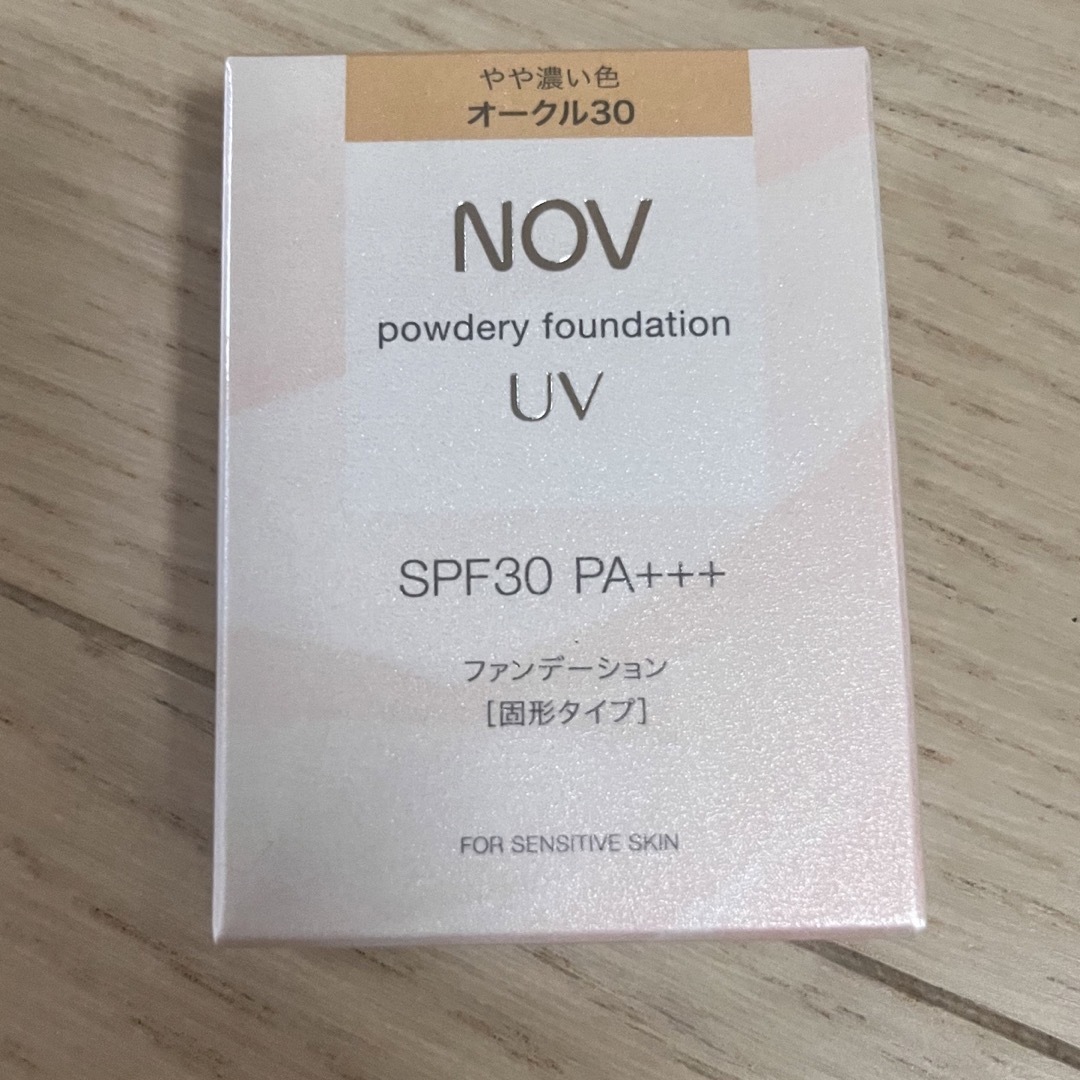 ノブ　パウダリーファンデーション　UV オークル30   【4個セット】アンチエイジング