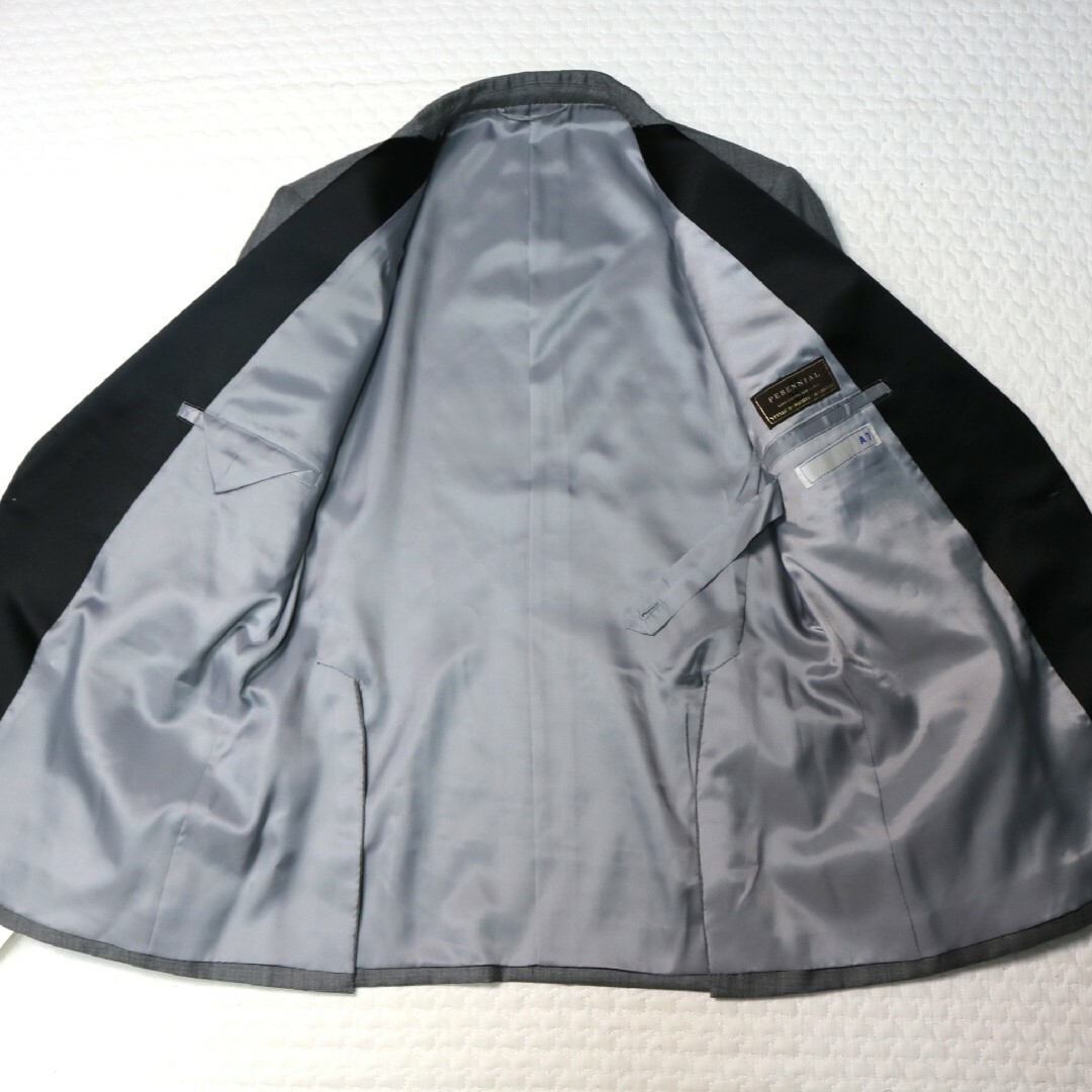 【新品タグ付】カノニコ生地　タキシード　日本製　ダブル　ドレススーツ メンズのスーツ(セットアップ)の商品写真