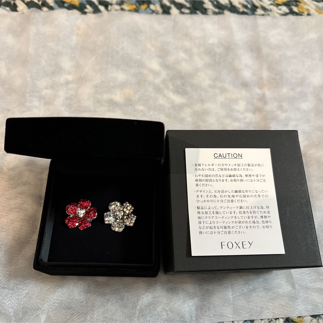 開封のみ 未使用品 フォクシー FOXEY お花ブローチ 二個セット