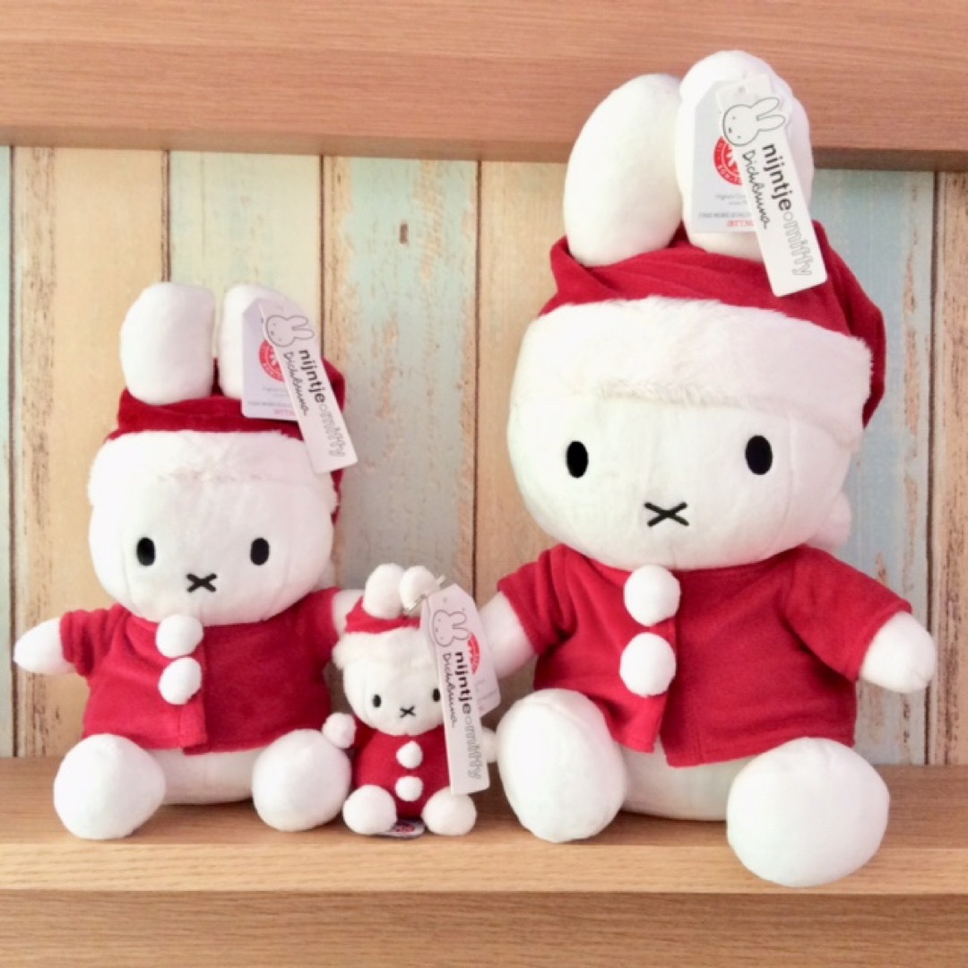 miffy(ミッフィー)の送料無料ミッフィーサンタクロース大中小ぬいぐるみセット★オランダクリスマス エンタメ/ホビーのおもちゃ/ぬいぐるみ(ぬいぐるみ)の商品写真