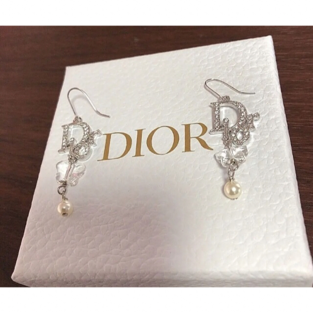 DIOR パール ピアス シルバー