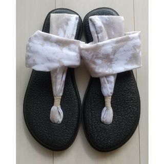 サヌーク(SANUK)の【Sanuk】サヌーク ヨガマットサンダル ベージュ 柄ありヨガスリング(サンダル)