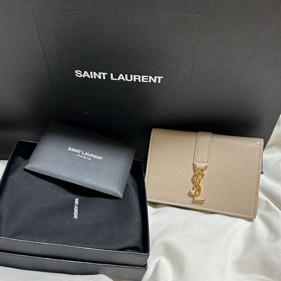 SAINT LAURENT レザーカードケース 名刺入れ 定期入れ