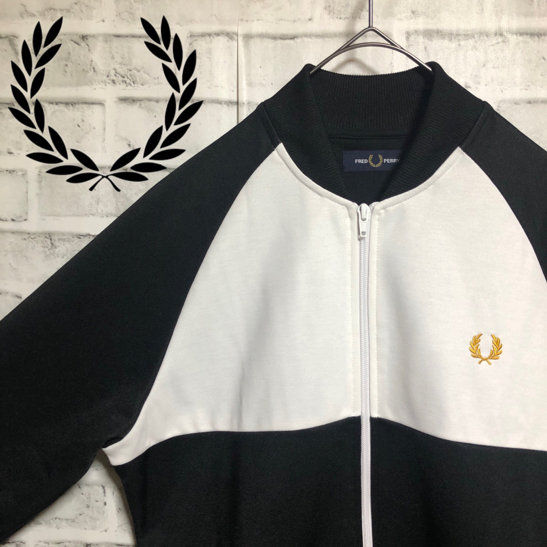 美品⭐️Fred Perry トラックジャケット 刺繍月桂樹 ブラック×ホワイト | フリマアプリ ラクマ