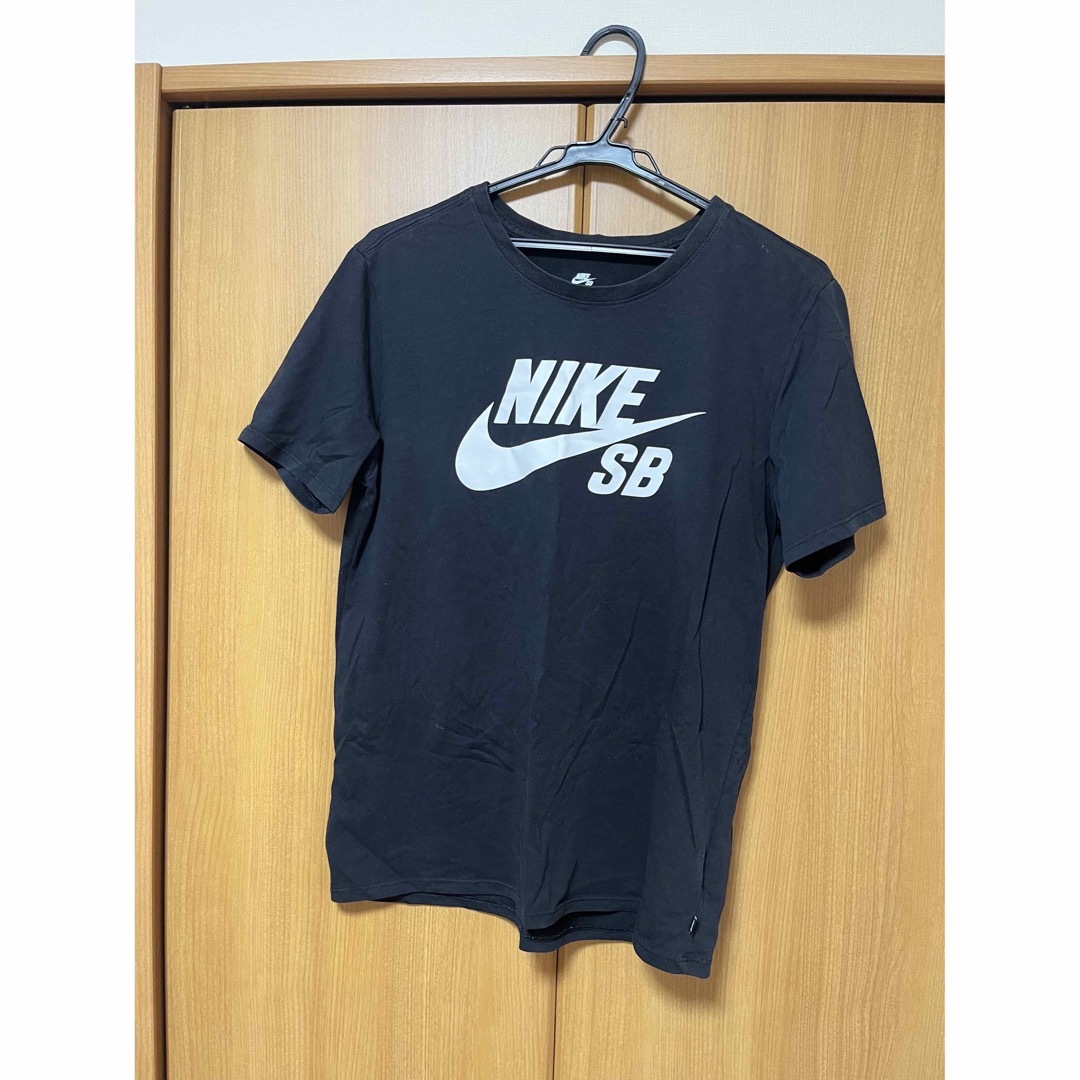 NIKE(ナイキ)のNIKE SB ロゴTシャツ 黒 レディースのトップス(Tシャツ(半袖/袖なし))の商品写真