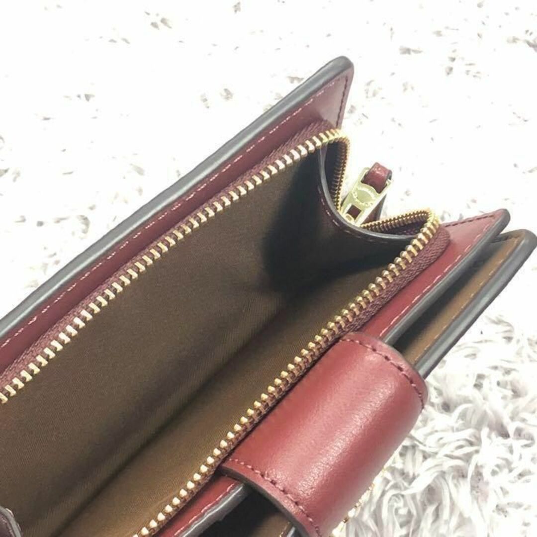 ⭐COACH⭐コーチ⭐新品 折財布 花柄 PVCレザー 赤茶