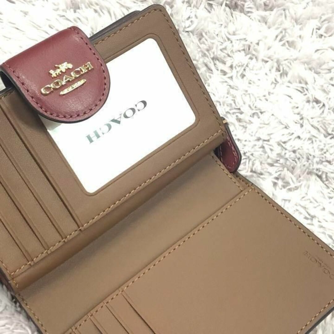 ⭐COACH⭐コーチ⭐新品 折財布 花柄 PVCレザー 赤茶