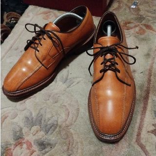 Allen Edmonds  Hale 5406 Punched Cap Toe