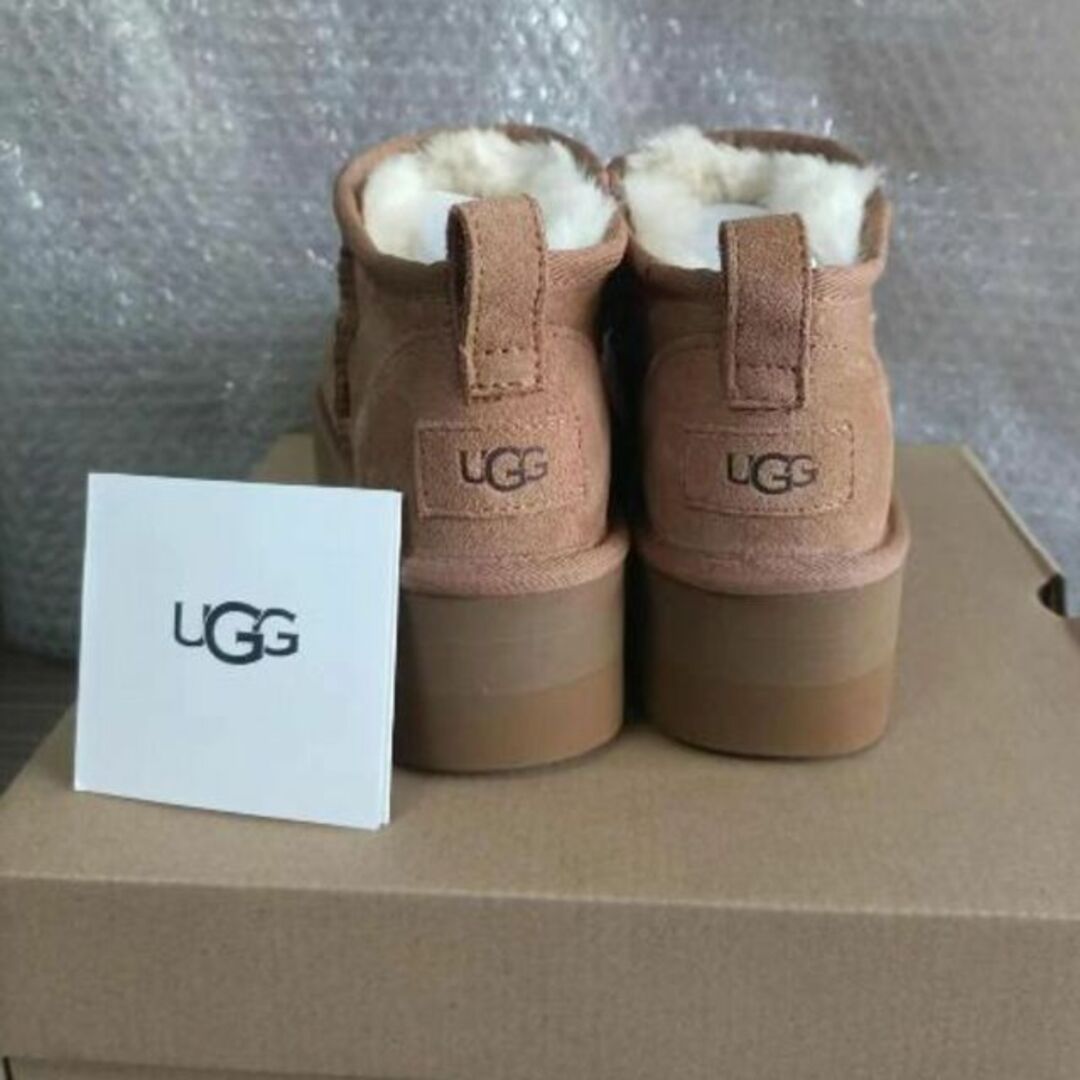 UGG 未使用　23cm  ベージュ　ブーツ　ウルトラミニ　厚底