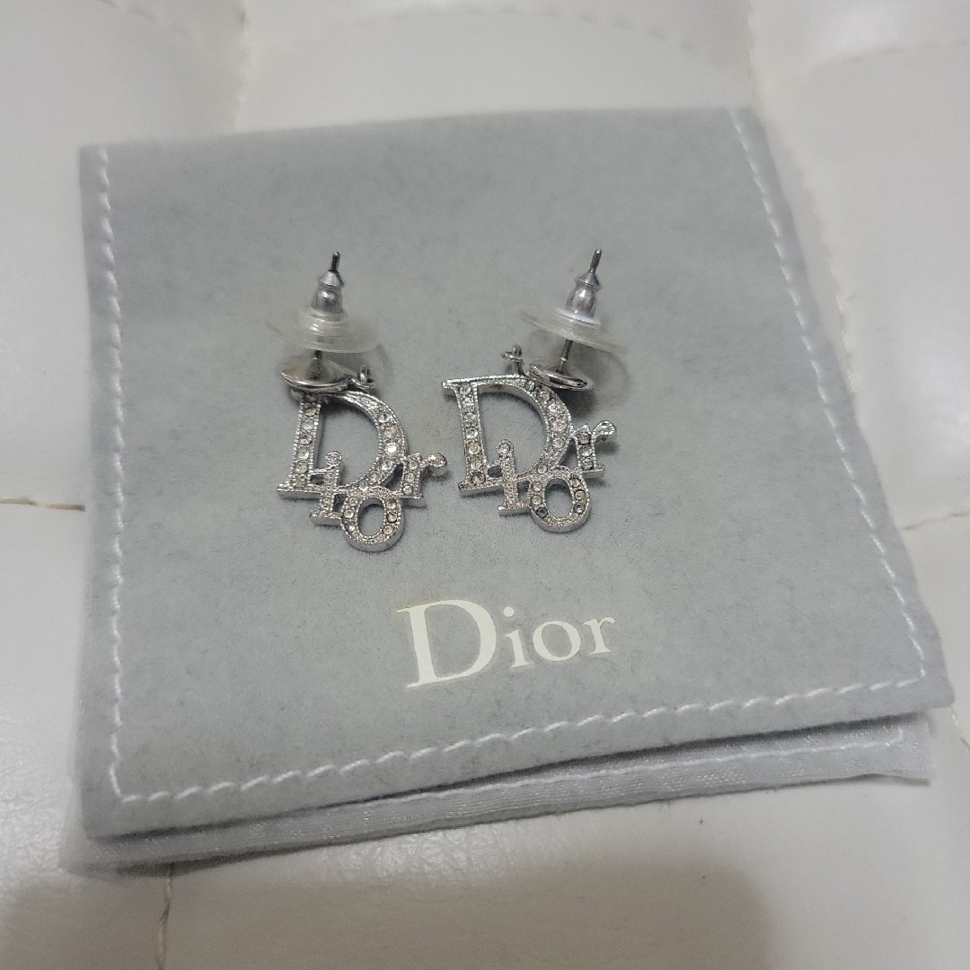 Dior　ピアス