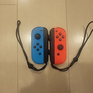 Nintendo Switch  ジョイコン ネオンブルーL ネオンレッドR(その他)