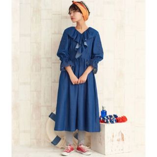 ドットアンドストライプスチャイルドウーマン(Dot&Stripes CHILDWOMAN)のデニム Vネック前あきワンピース (ロングワンピース/マキシワンピース)