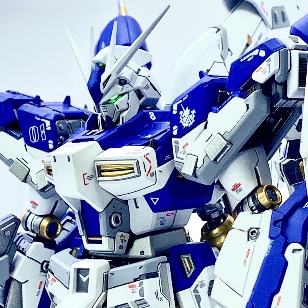 ガンプラ 完成品 RG HI-νガンダム フレーム 全塗装 改修 1/144