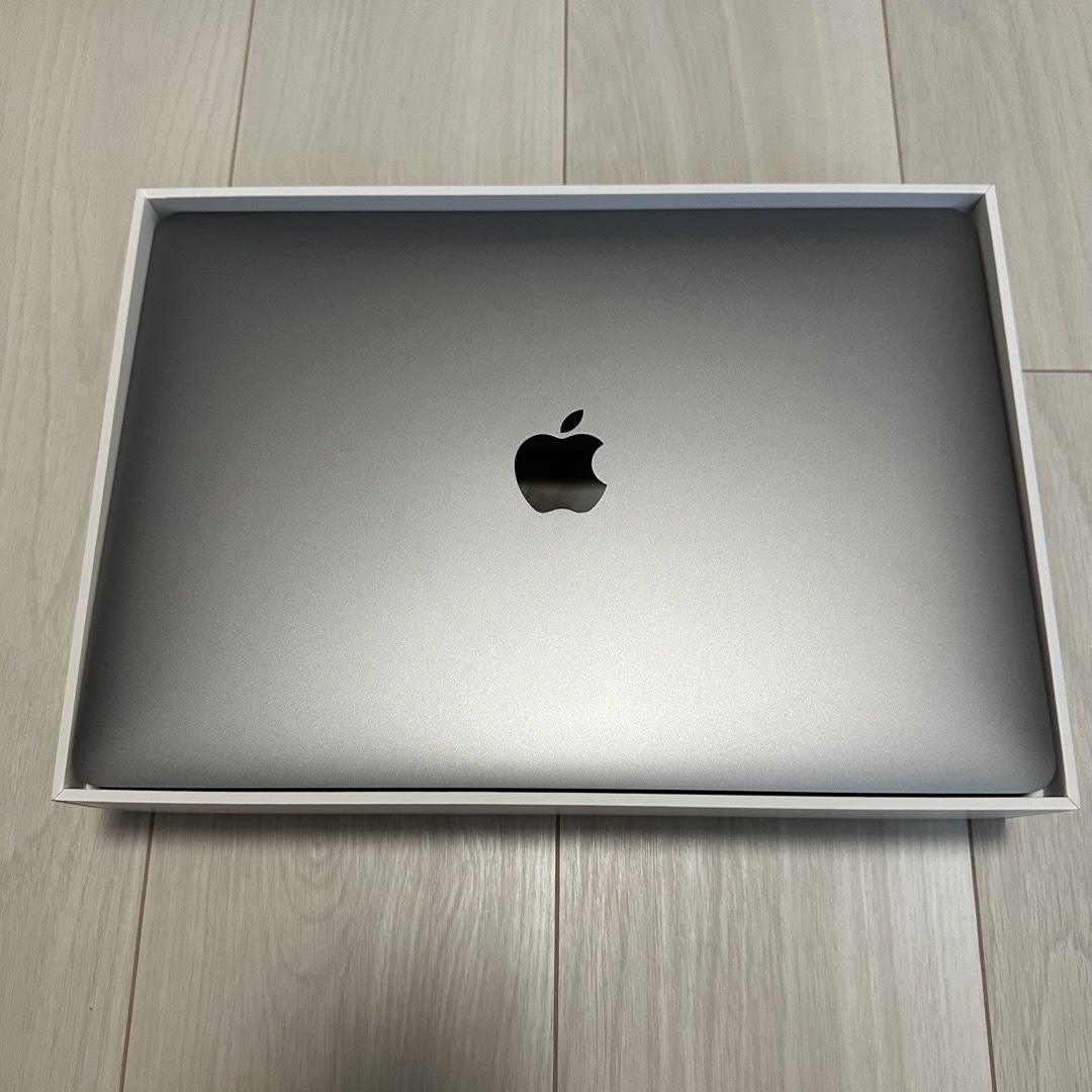 MacBook Air 2020 | フリマアプリ ラクマ