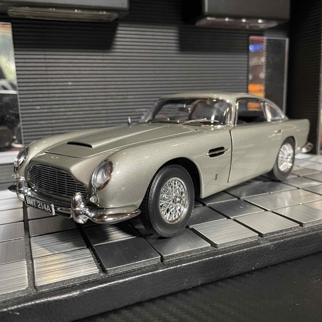 AUTOart   未展示品 オートアートアストンマーチン DB5