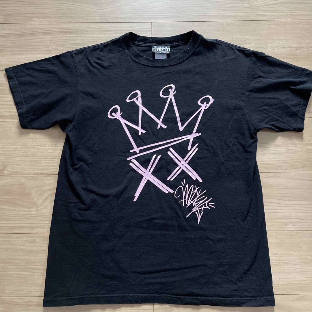 OCTOPUS ARMY(オクトパスアーミー)のOCTOPUS ARMY ADVISORY EXPLICIT CONTENT メンズのトップス(Tシャツ/カットソー(半袖/袖なし))の商品写真