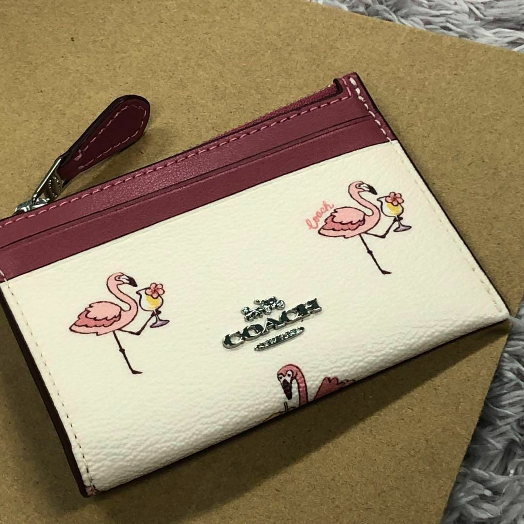 COACH(コーチ)のフラミンゴ⭐COACH⭐コーチ⭐新品 コインIDパスケース 新作 レディースのファッション小物(パスケース/IDカードホルダー)の商品写真