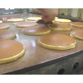ネコポスぎっしり出来たてどら焼きの皮8組16枚 手作り和菓子★(菓子/デザート)