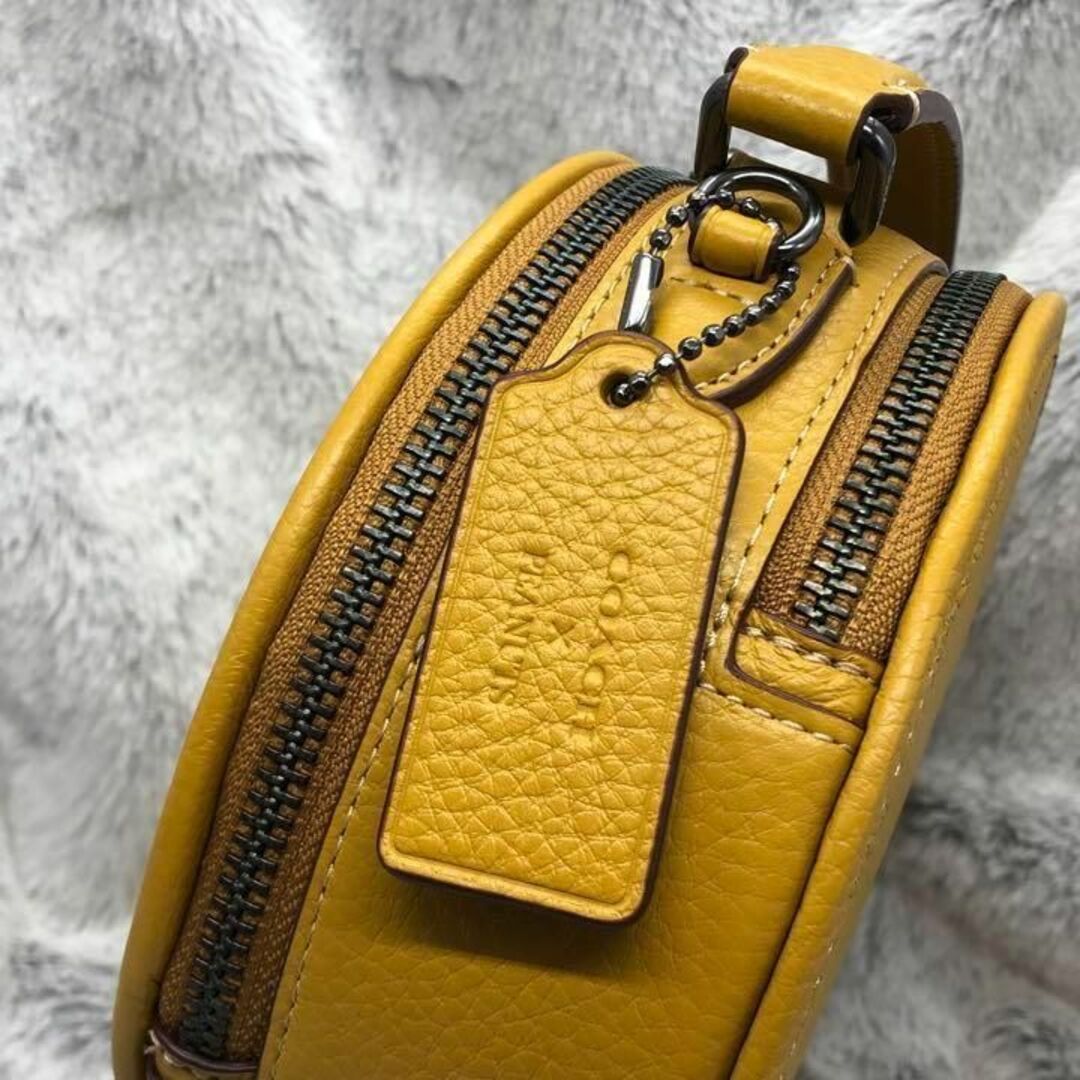 ⭐COACH⭐コーチ⭐新品 Peanutsスヌーピー ショルダーバッグ 黄色