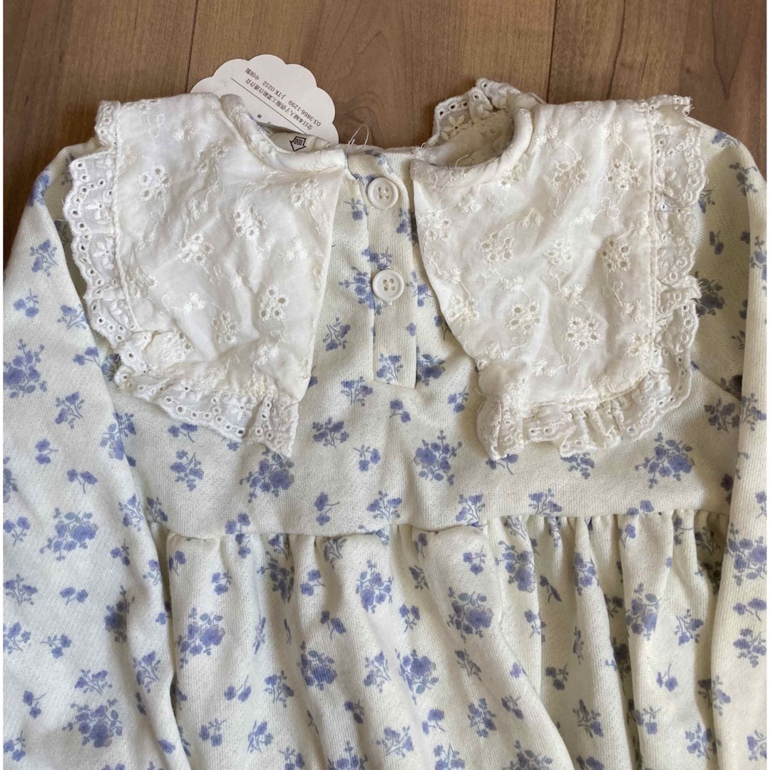 しまむら(シマムラ)の新品　100サイズ　トップス　花柄 キッズ/ベビー/マタニティのキッズ服女の子用(90cm~)(Tシャツ/カットソー)の商品写真