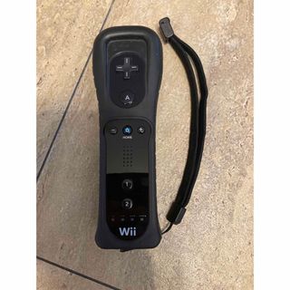 ウィー(Wii)のWiiリモコン　黒　ブラック(家庭用ゲーム機本体)