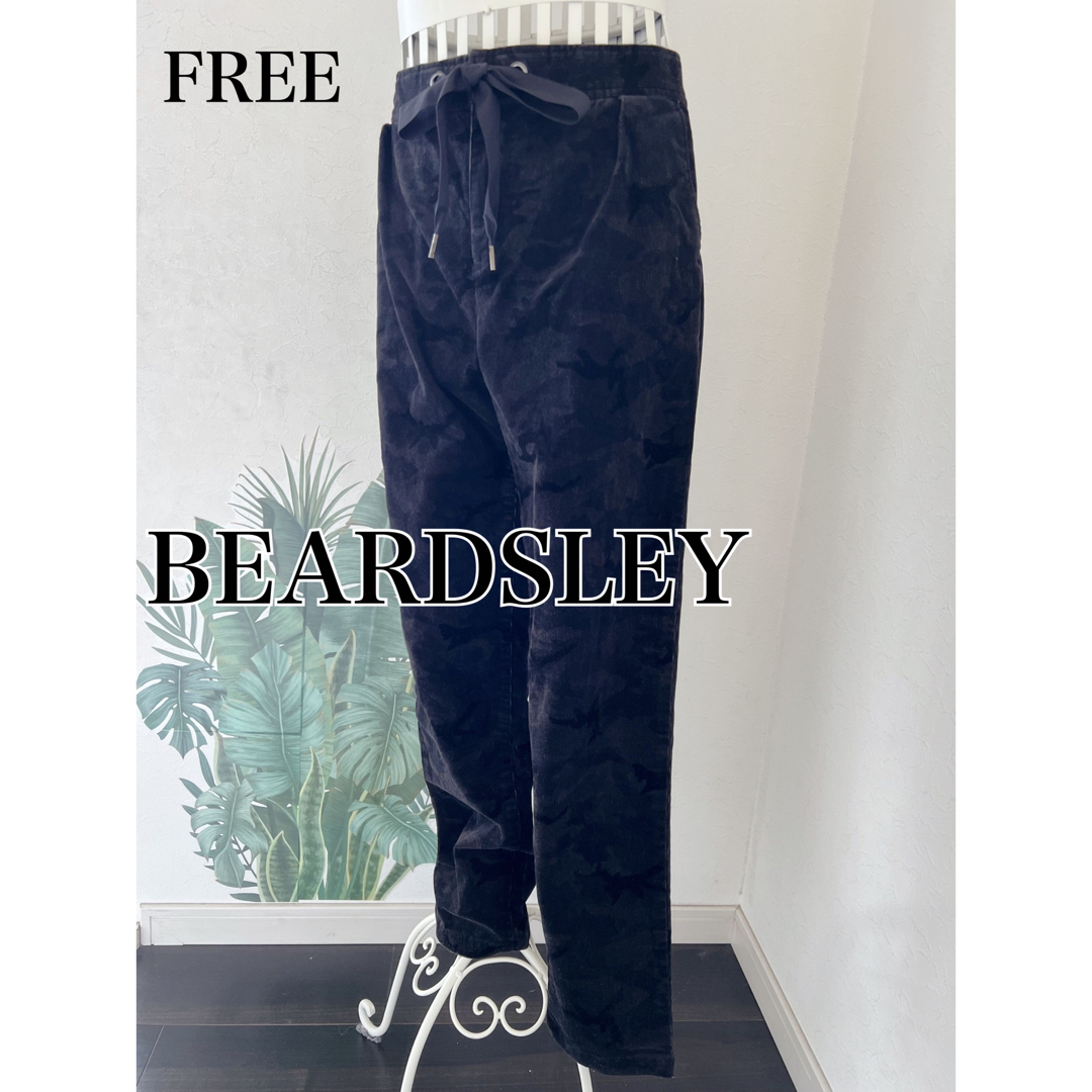 BEARDSLEY(ビアズリー)のBEARDSLEYビアズリー　コーデュロイイージーパンツ★迷彩モザイク　フリー レディースのパンツ(カジュアルパンツ)の商品写真