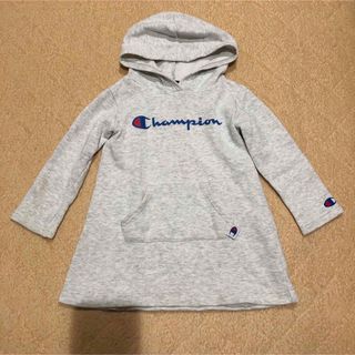 チャンピオン(Champion)のチャンピオン　スウェットパーカーワンピース　100(ワンピース)