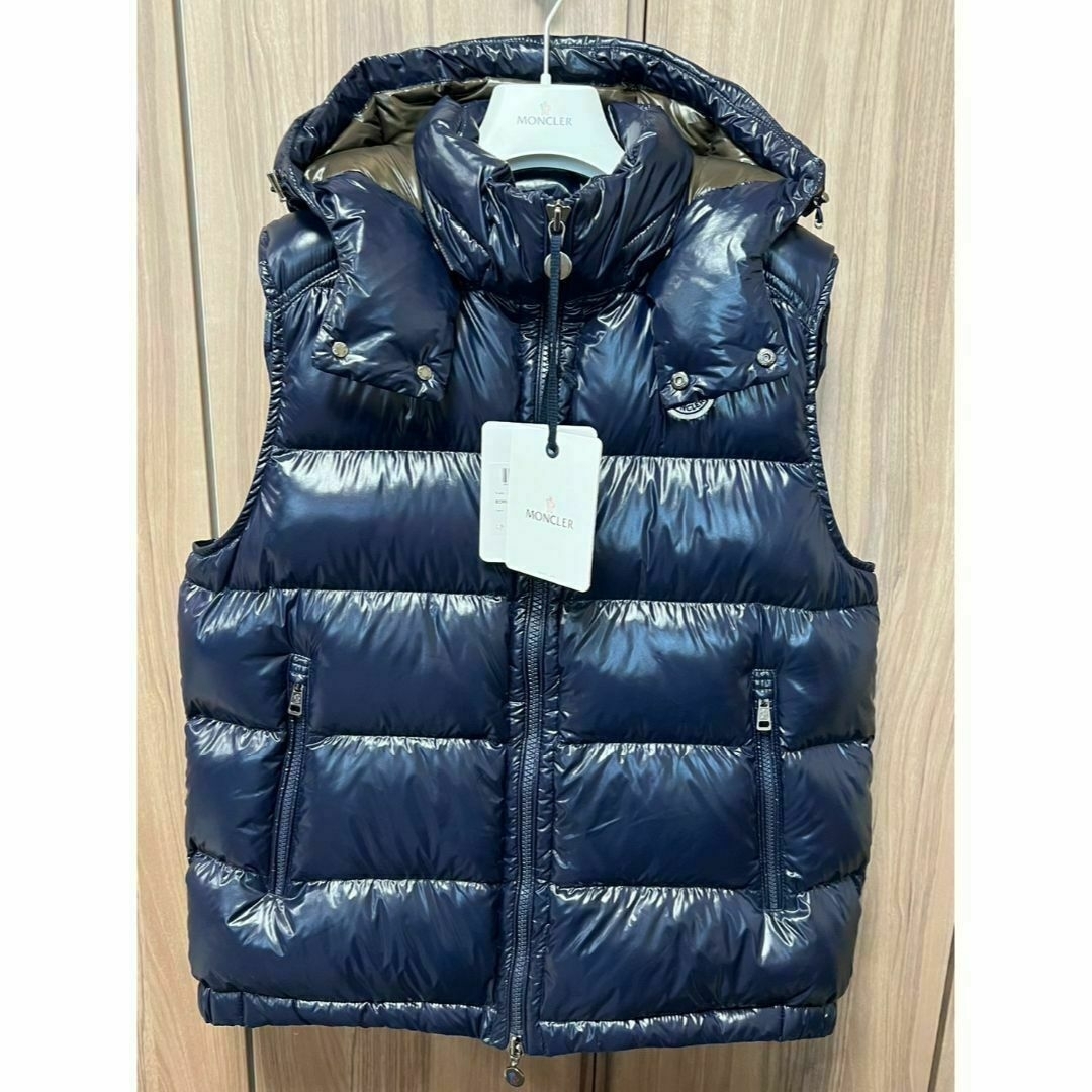 ☆未使用・本物保証☆MONCLER BORMES ダウンベスト TG3 紺色 L-