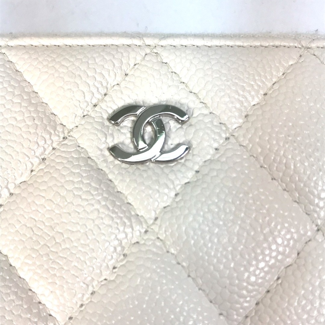 CHANEL(シャネル)のシャネル CHANEL ラウンドファスナー A50097 マトラッセ CC ココマーク キルティング ウォレット 長財布 キャビアスキン ホワイト レディースのファッション小物(財布)の商品写真