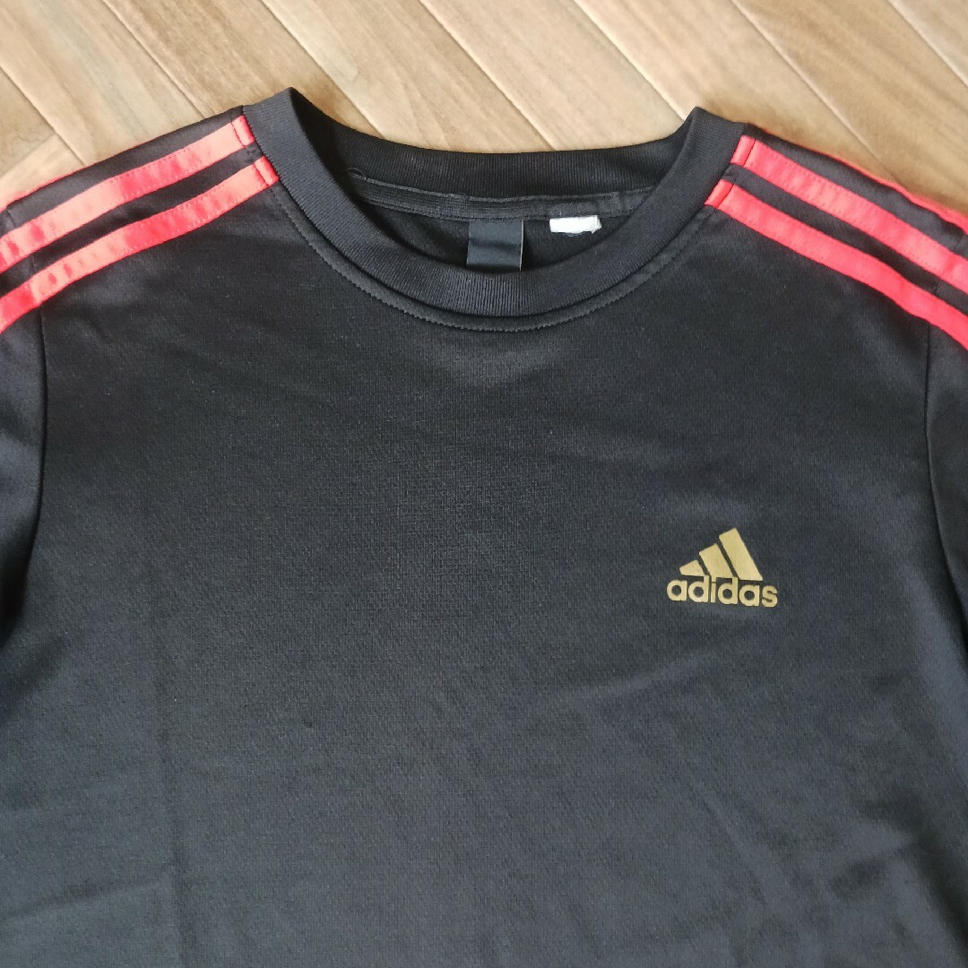 adidas(アディダス)のアディダス adidas  ドライ T シャツ スポーツ/アウトドアのトレーニング/エクササイズ(その他)の商品写真