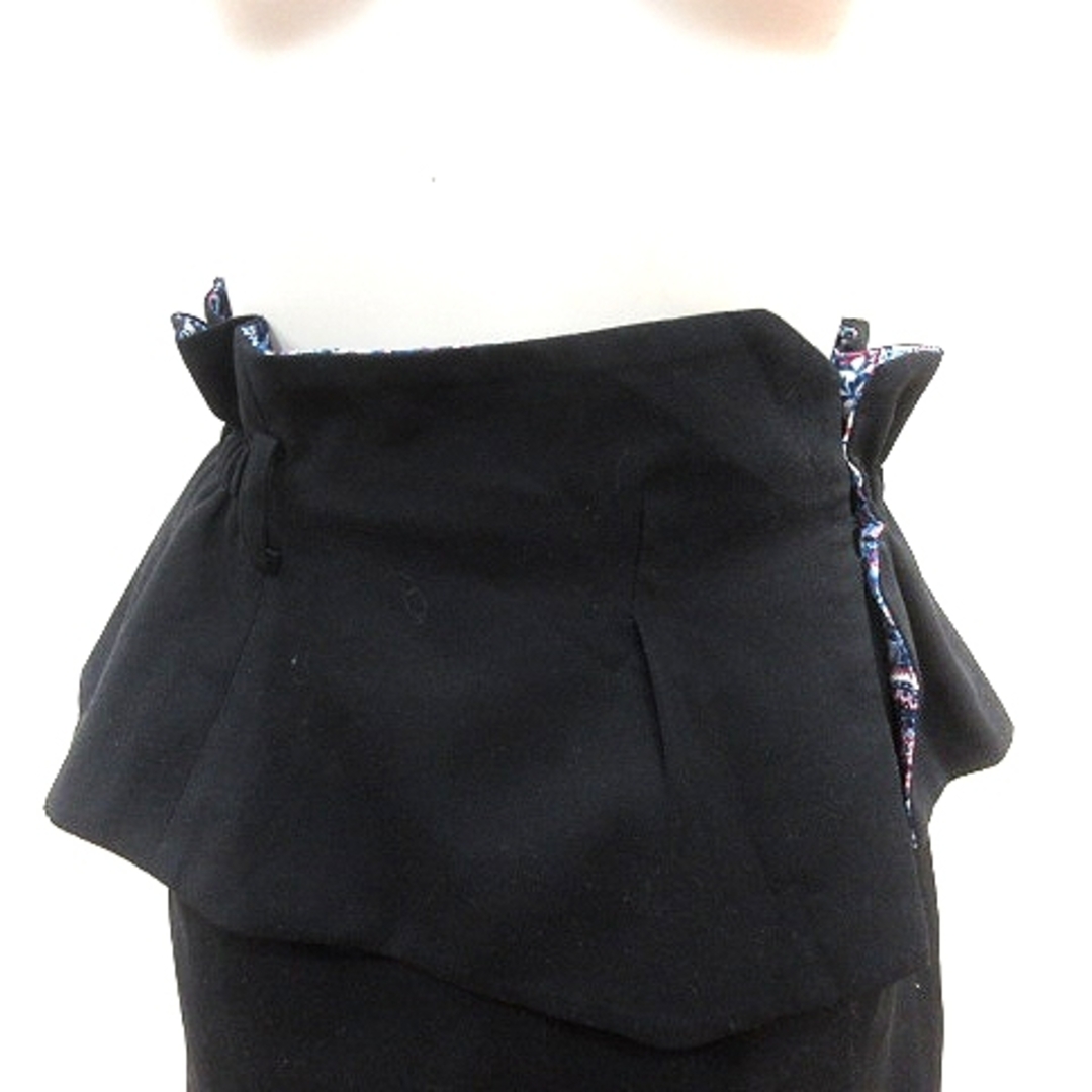 Lily Brown(リリーブラウン)のリリーブラウン 台形スカート ミニ フリル ペイズリー柄 0 黒 ブラック レディースのスカート(ミニスカート)の商品写真