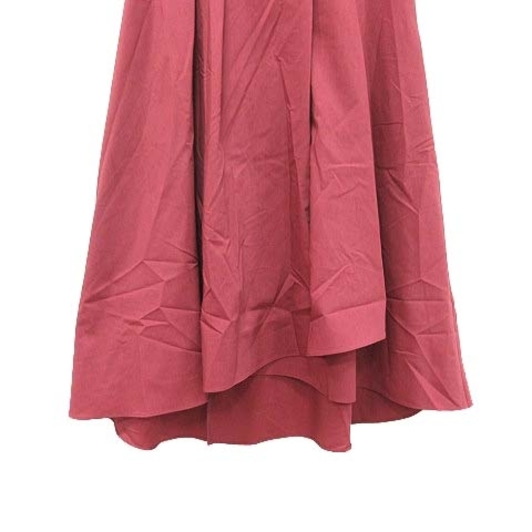 UNTITLED(アンタイトル)のアンタイトル フレアスカート ミモレ ロング タック イレギュラーヘム 2 赤 レディースのスカート(ロングスカート)の商品写真