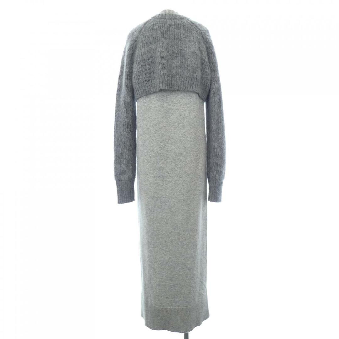 sacai - サカイ SACAI ワンピースの通販 by KOMEHYO ONLINE ラクマ店