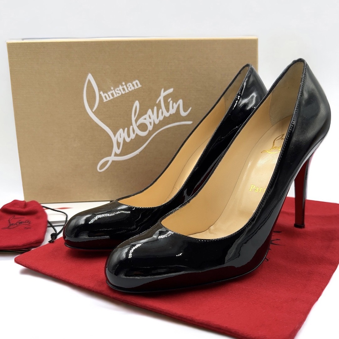 Christian Louboutin(クリスチャンルブタン)の未使用 クリスチャンルブタン ラウンドトゥ ハイヒール エナメルレザー レディースの靴/シューズ(ハイヒール/パンプス)の商品写真