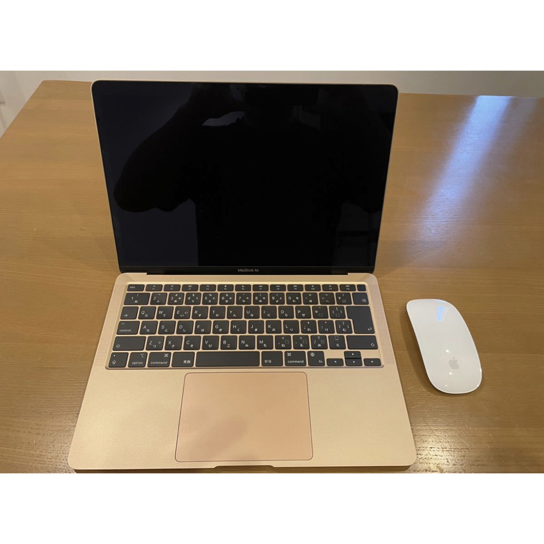 Apple(アップル)のApple MacBook Air  +マジックマウスセット　超美品　 スマホ/家電/カメラのPC/タブレット(ノートPC)の商品写真