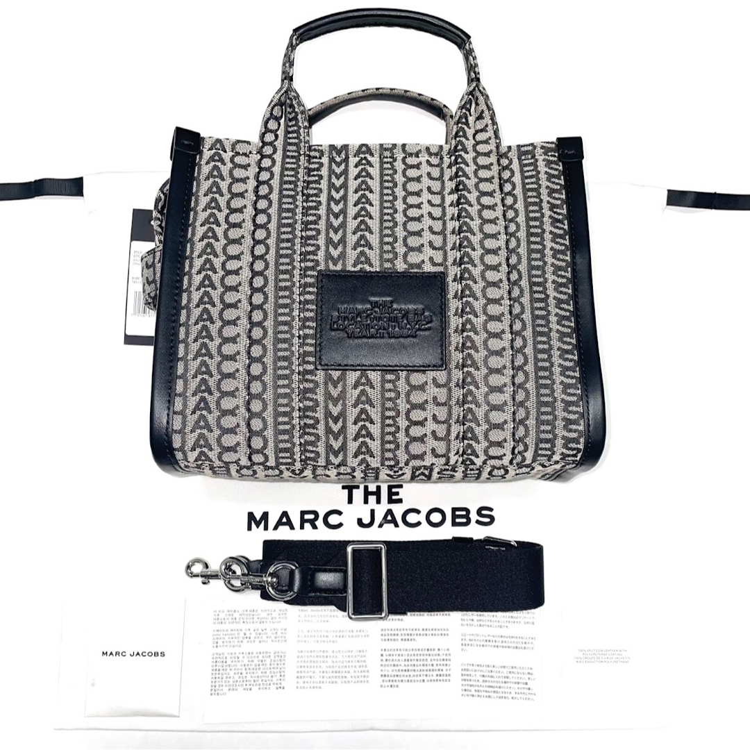 MARC JACOBS(マークジェイコブス)のMARC JACOBS MONOGRAM TOTE MINI  レディースのバッグ(トートバッグ)の商品写真