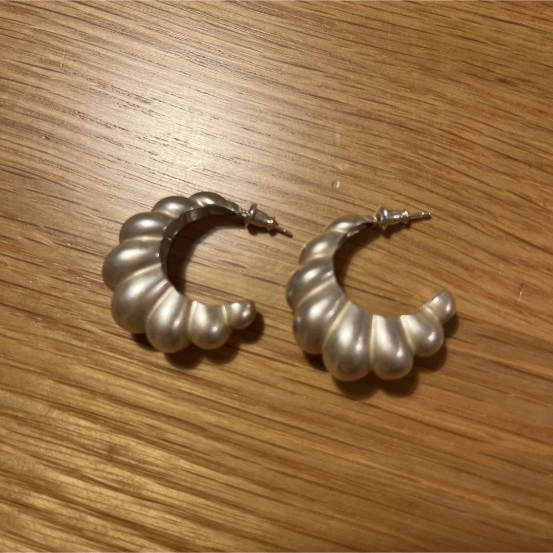 TODAYFUL(トゥデイフル)のshell hoop pierce t.japan レディースのアクセサリー(ピアス)の商品写真