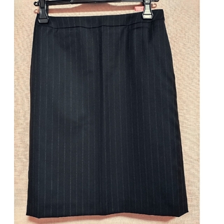 アオヤマ(青山)の洋服の青山　スーツ　HILTON　タイトスカート　美品　7号(ひざ丈スカート)