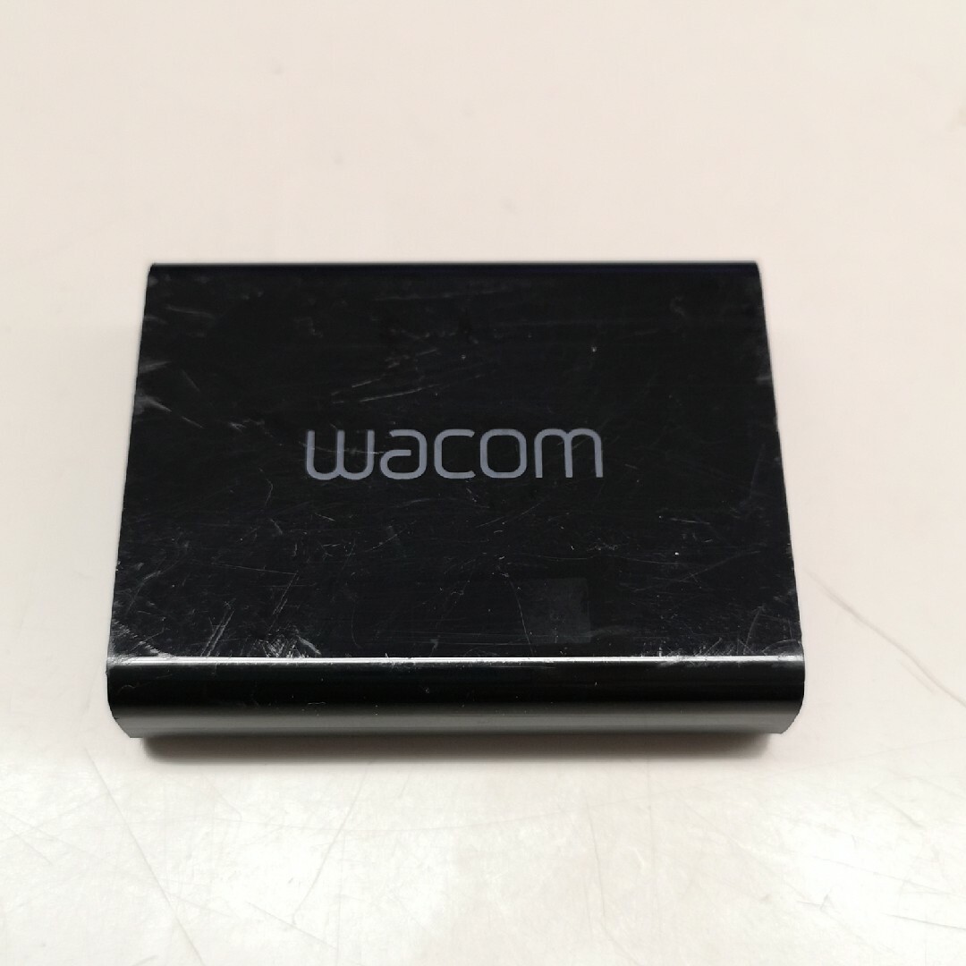 Wacom(ワコム)のWacom Link ACK-42719 変換コネクタ(2) スマホ/家電/カメラのPC/タブレット(PC周辺機器)の商品写真