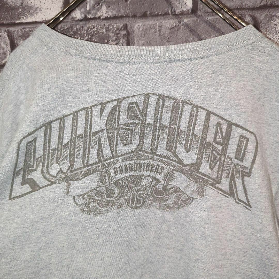 QUIKSILVER(クイックシルバー)の古着tシャツ　メンズL半袖シャツ　両面　ブランドビッグプリント　L グレー メンズのトップス(Tシャツ/カットソー(半袖/袖なし))の商品写真