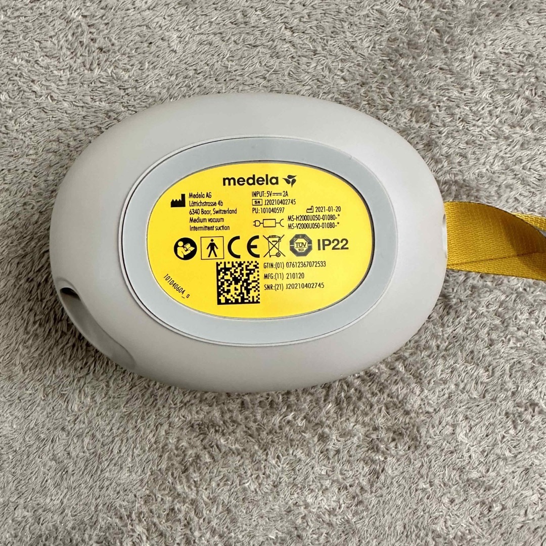 medela(メデラ)のメデラ　medela ソロ電動さく乳機　solo シングル電動さく乳器　搾乳機 キッズ/ベビー/マタニティの授乳/お食事用品(哺乳ビン)の商品写真