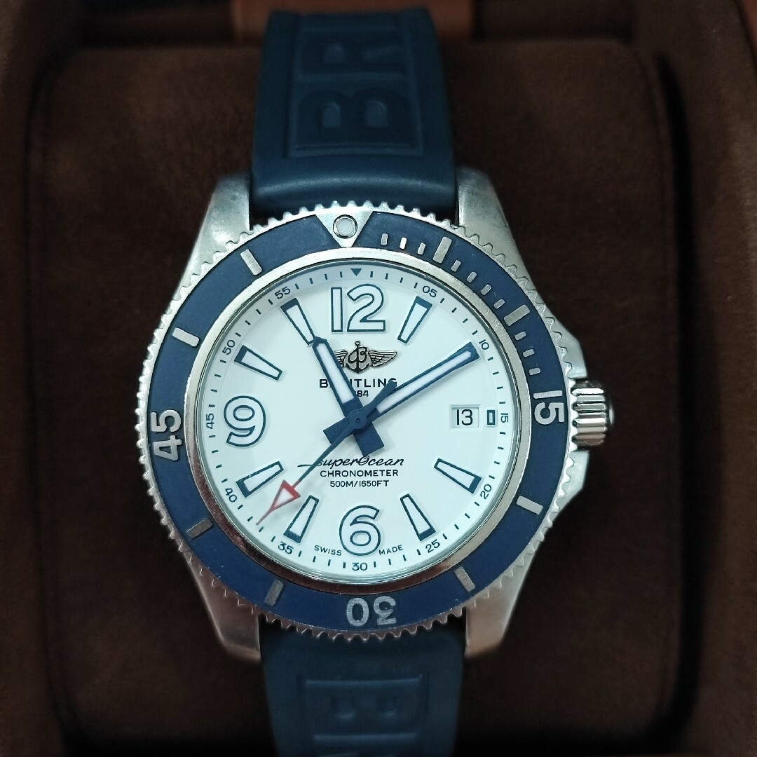 【人気カラー ホワイト】BREITLING スーパーオーシャン A17366