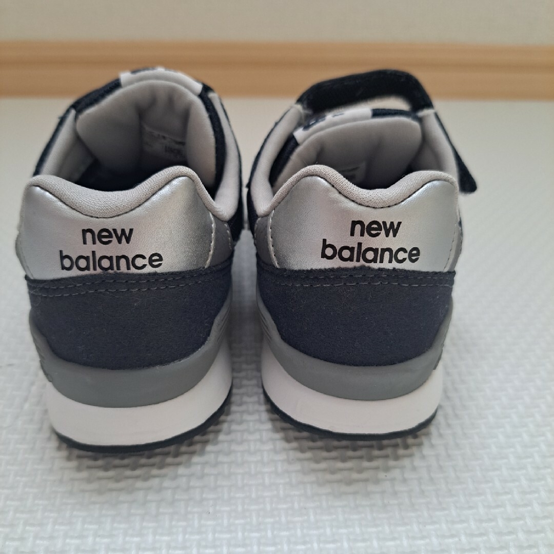 New Balance(ニューバランス)のHappy様専用(日曜日まで) キッズ/ベビー/マタニティのキッズ靴/シューズ(15cm~)(スニーカー)の商品写真